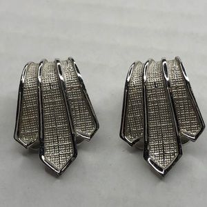 Vintage Retro Silvertone Clip Earrings Marboux